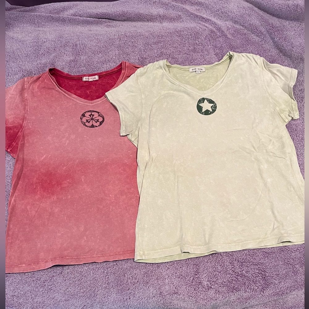 XCIT USA set of 2 vintage women’s t -shirts size XL red and green